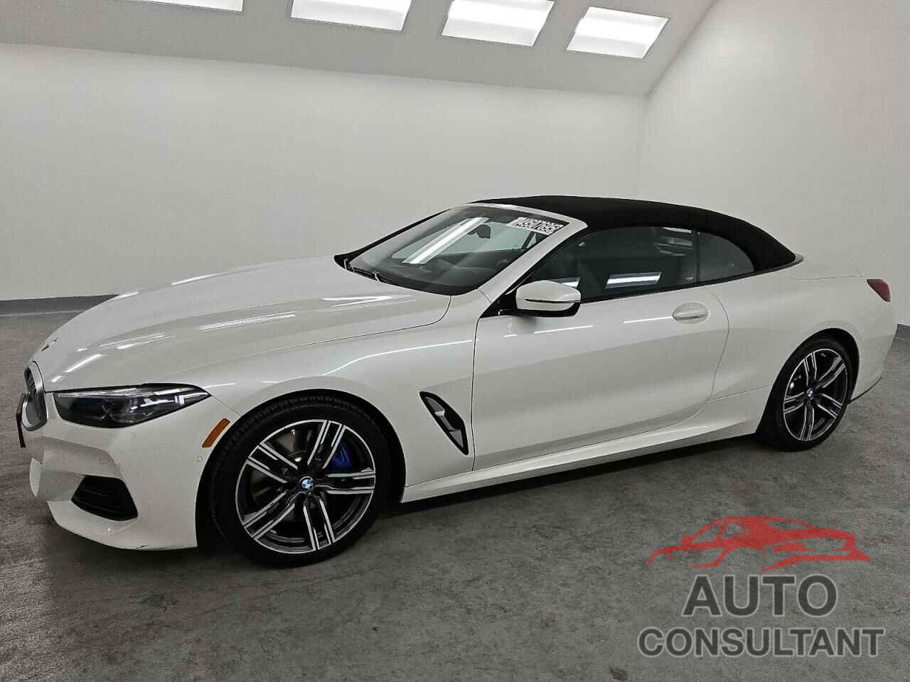 BMW 8 SERIES 2024 - WBADZ4C07RCR83052
