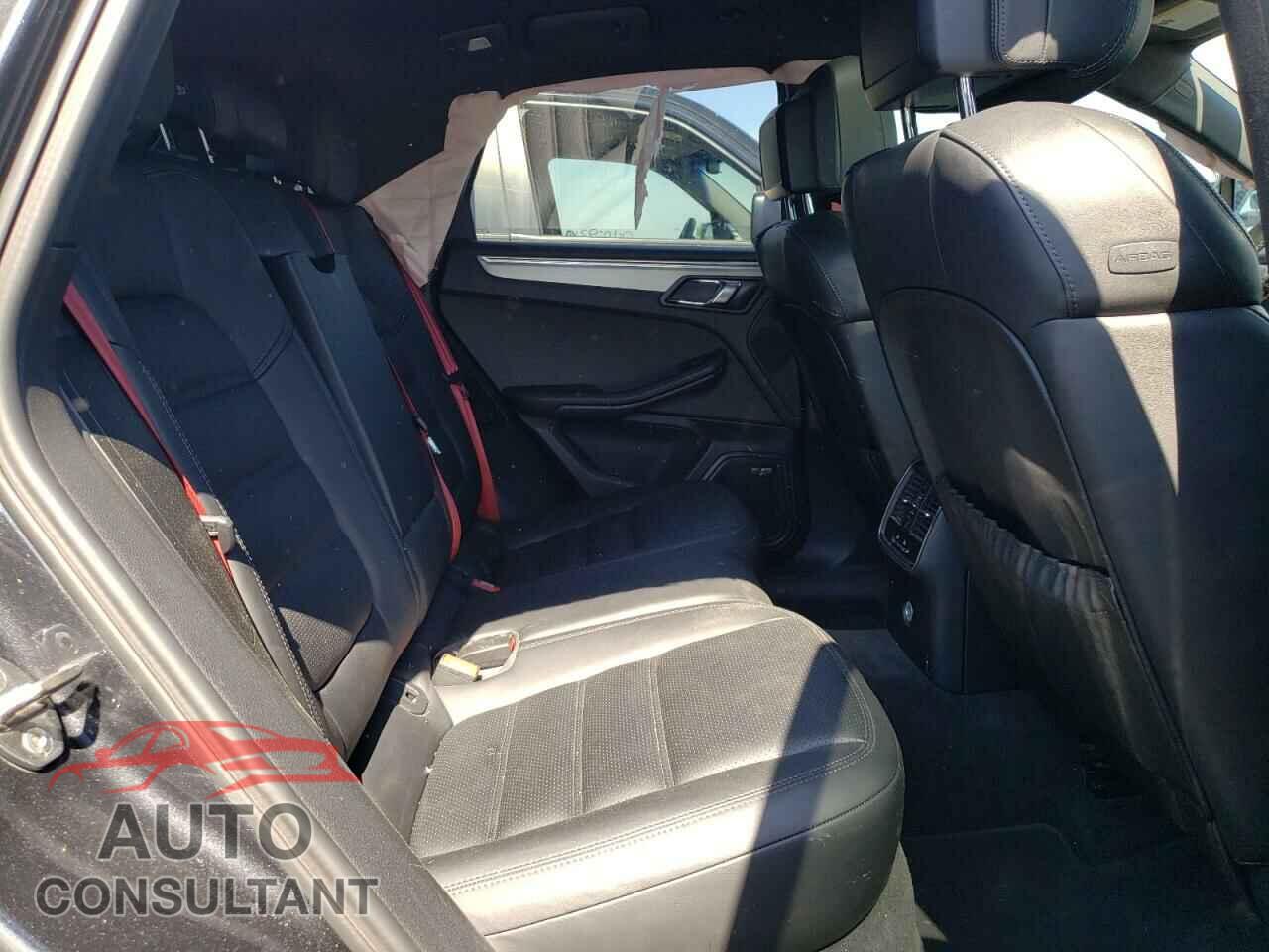 PORSCHE MACAN 2017 - WP1AG2A51HLB50150