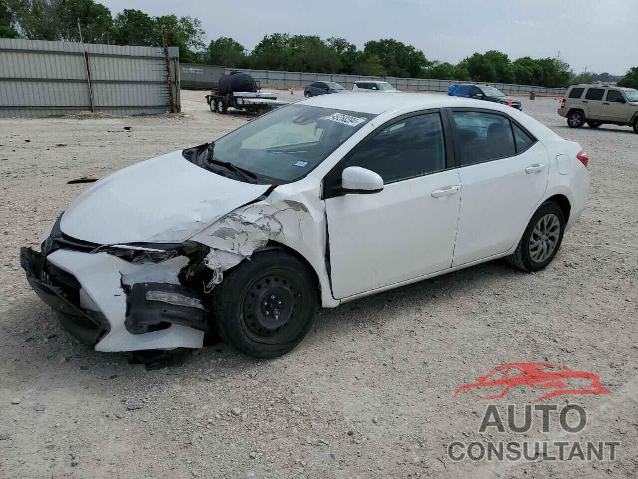 TOYOTA COROLLA 2018 - 5YFBURHE3JP807234