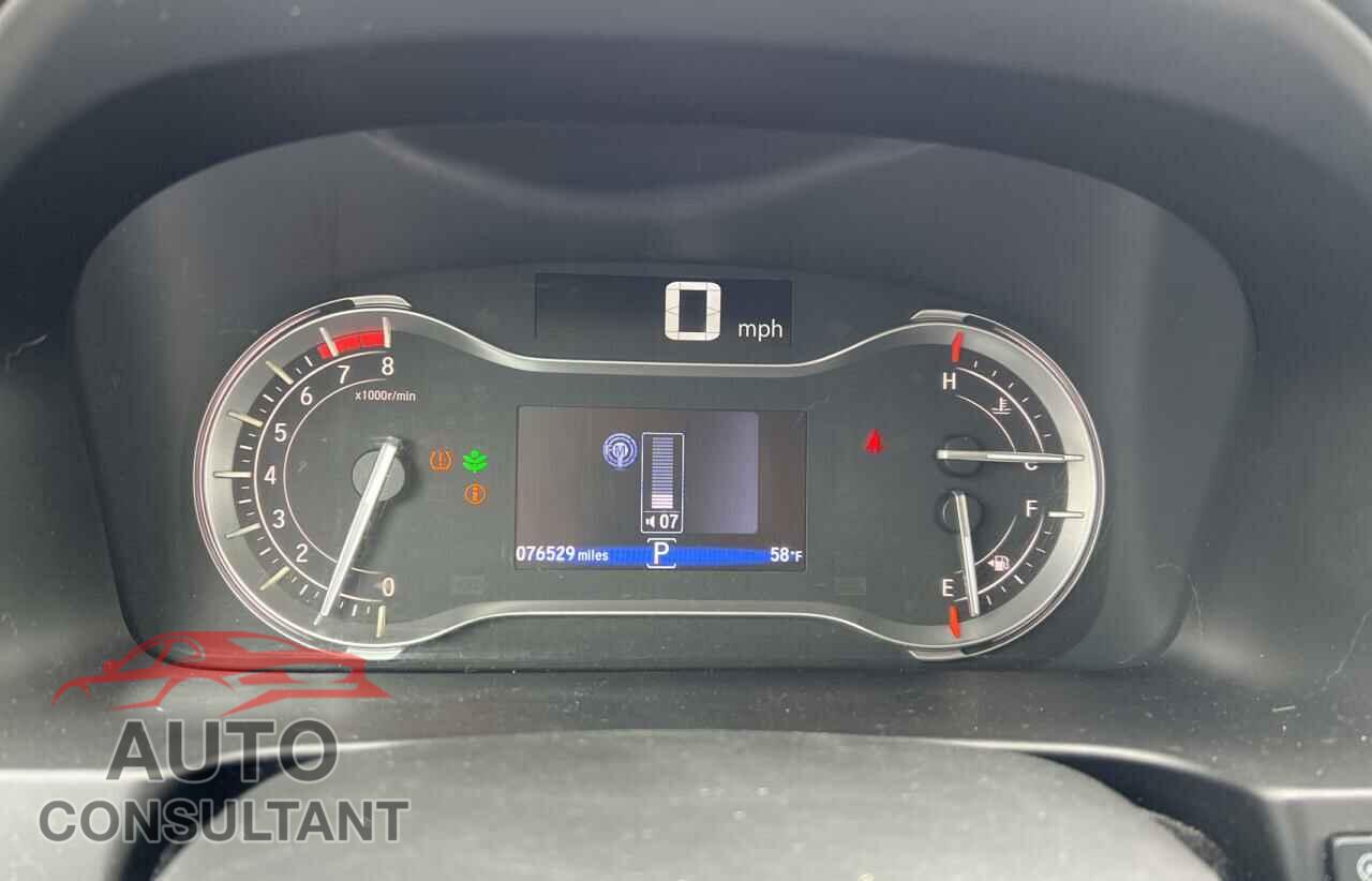 HONDA PILOT 2016 - 5FNYF6H64GB032247