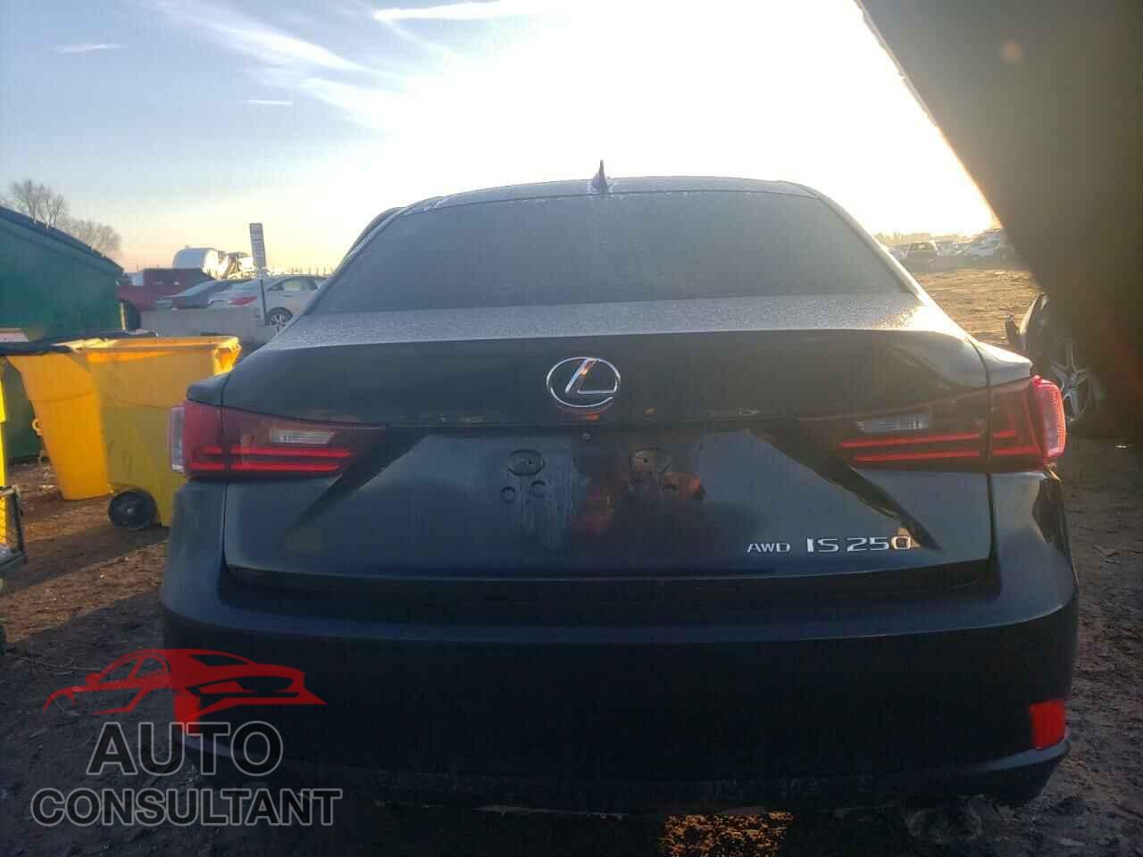 LEXUS IS 2015 - JTHCF1D22F5027109