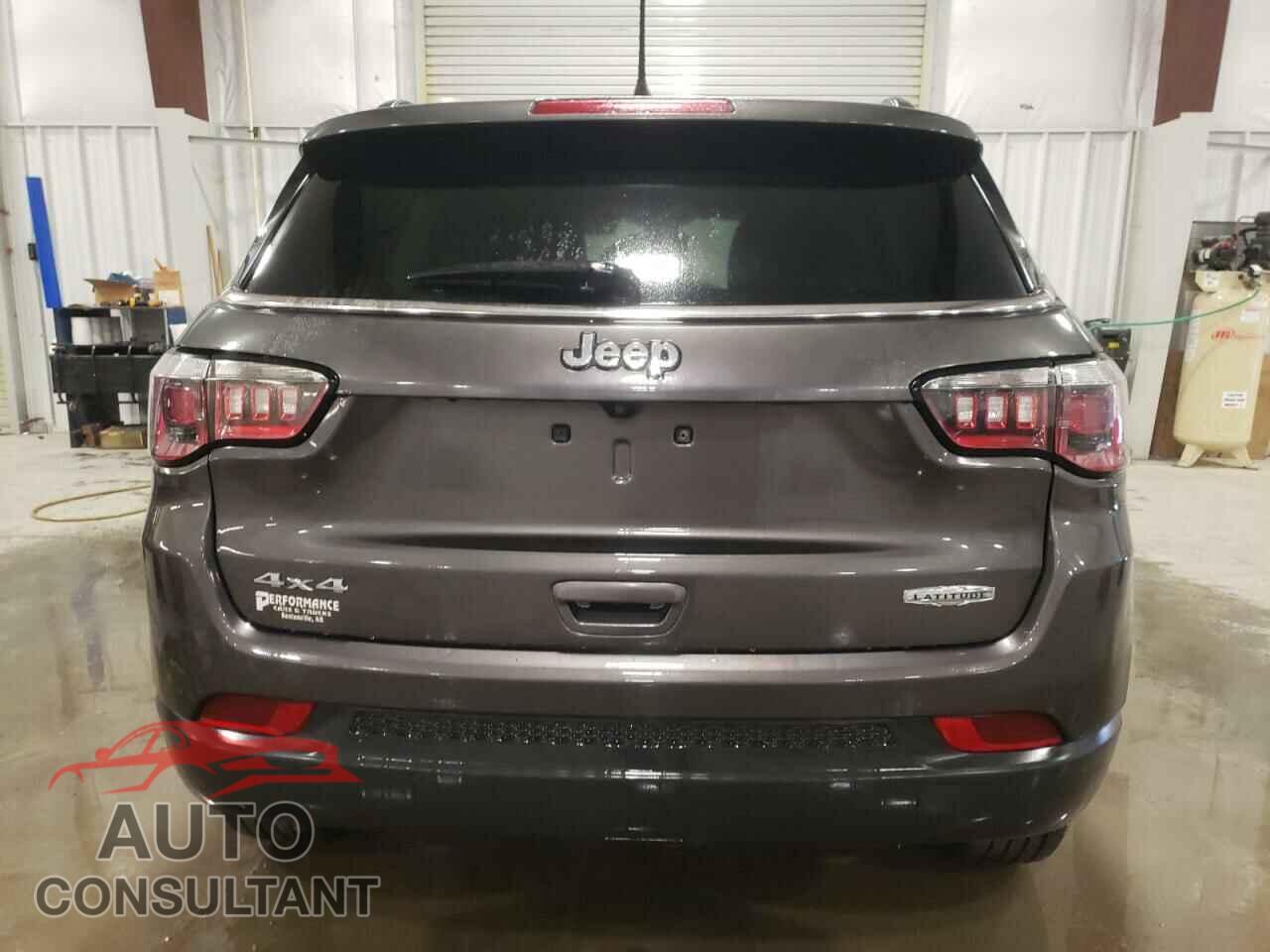 JEEP COMPASS 2018 - 3C4NJDBB7JT142732