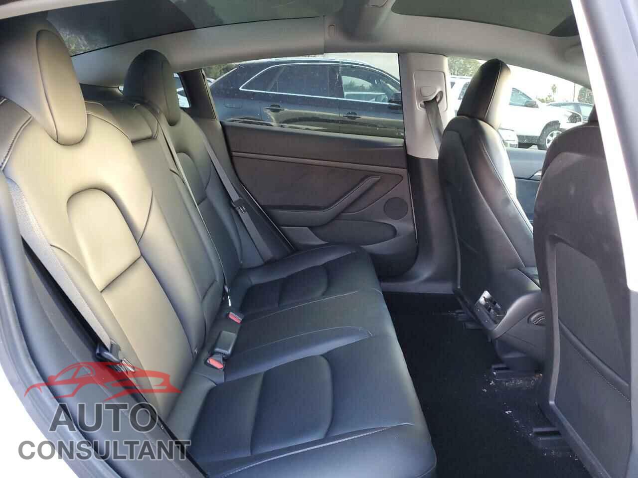 TESLA MODEL 3 2022 - 5YJ3E1EB2NF163675