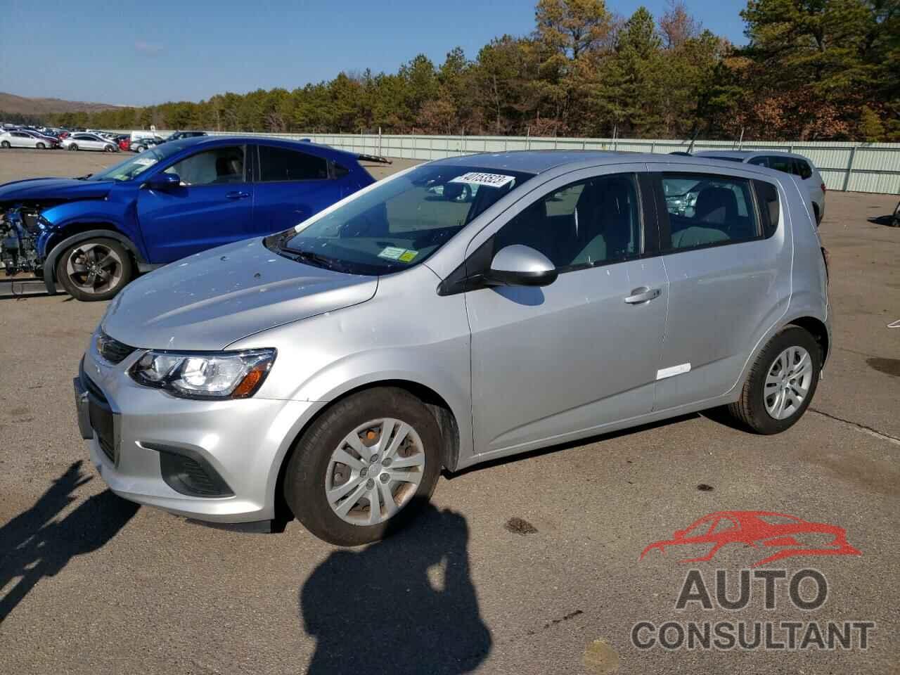 CHEVROLET SONIC 2019 - 1G1JG6SBXK4135444