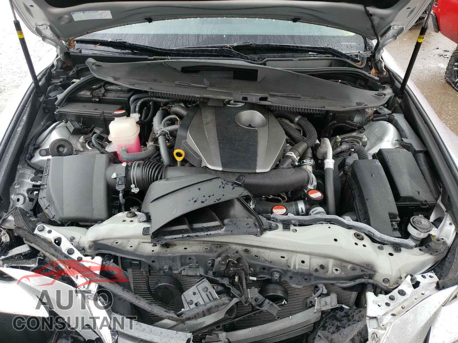 LEXUS IS 2016 - JTHBA1D2XG5010733