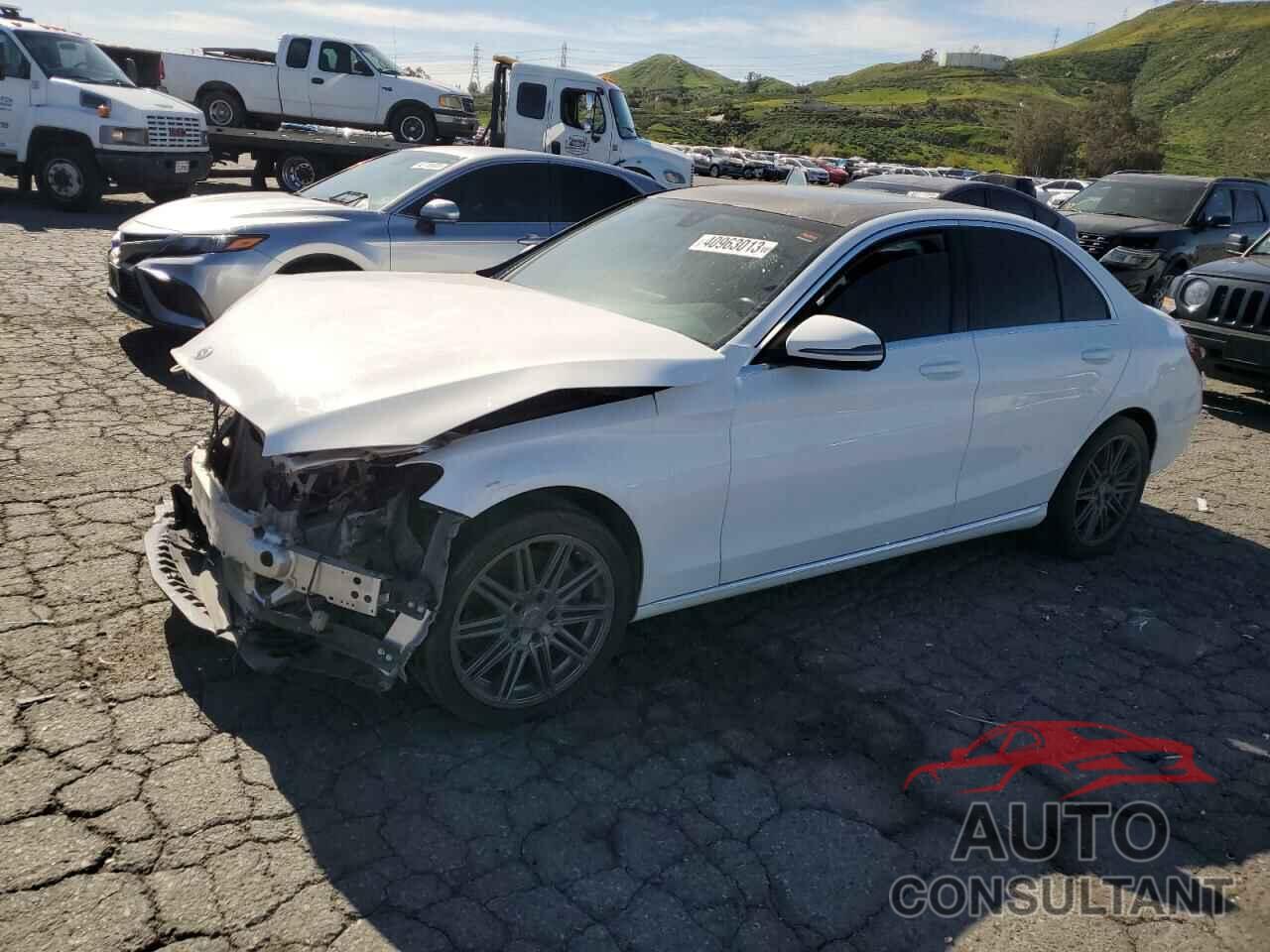 MERCEDES-BENZ C-CLASS 2018 - 55SWF4JB4JU245157