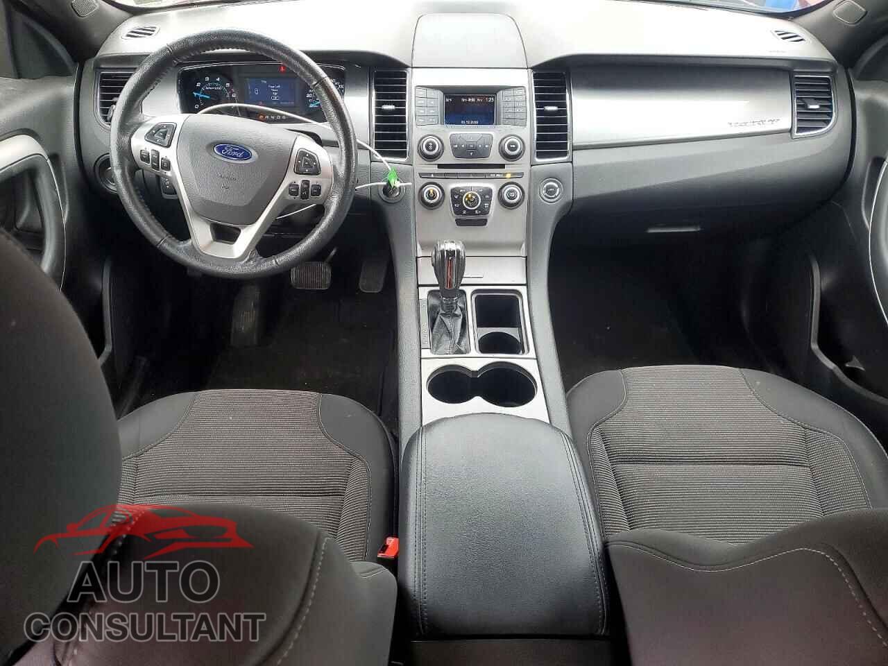 FORD TAURUS 2019 - 1FAHP2E85KG100541