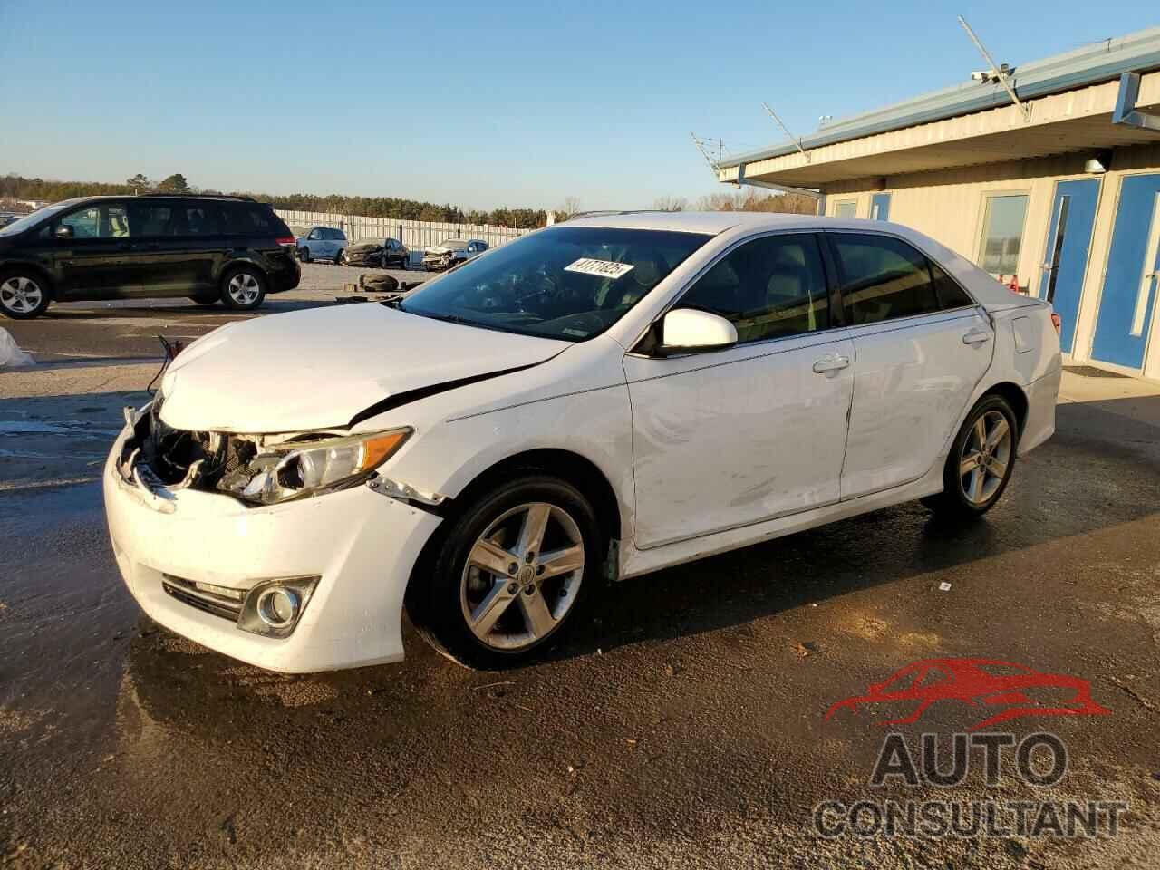 TOYOTA CAMRY 2014 - 4T1BF1FK0EU463144