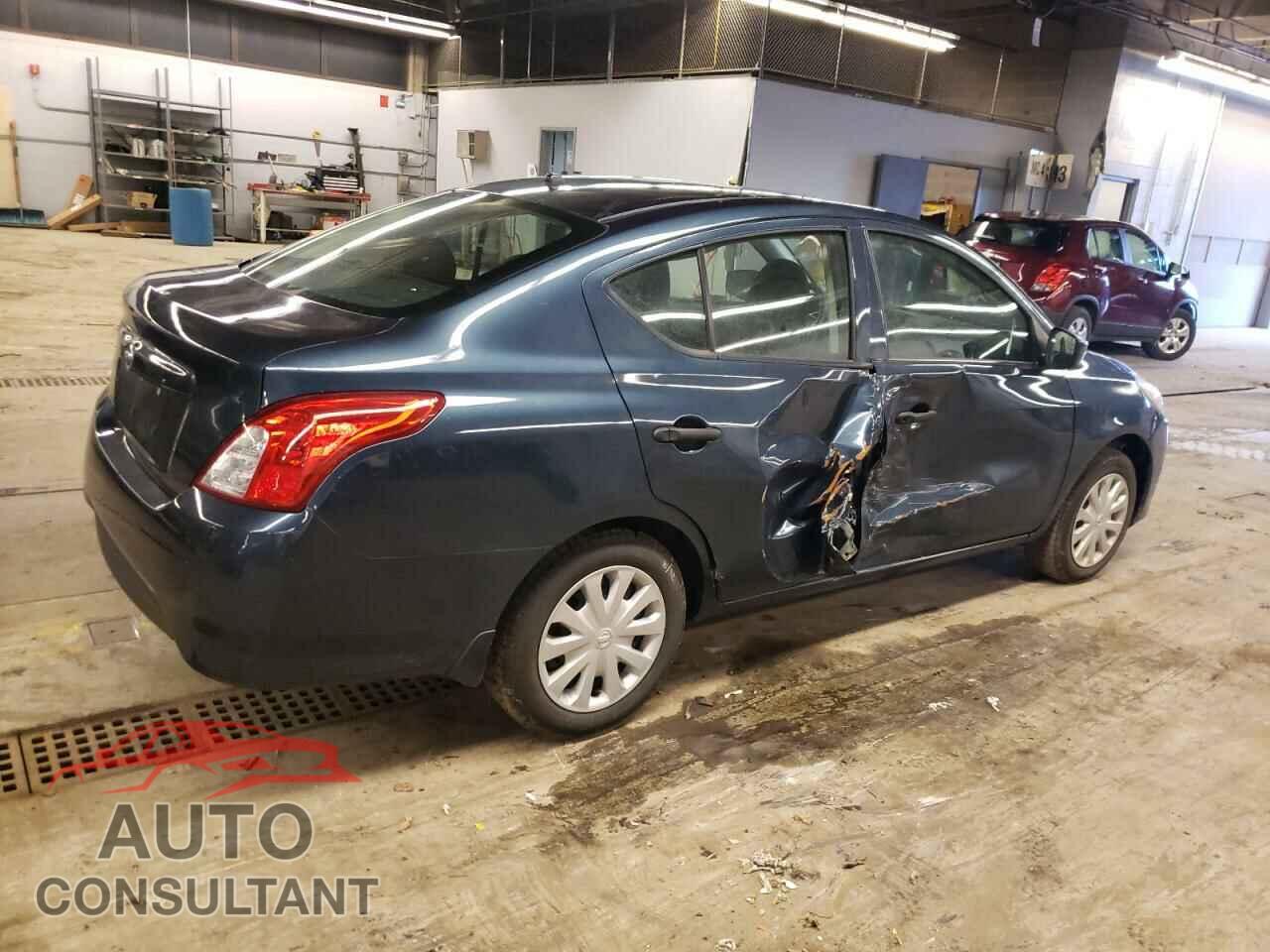 NISSAN VERSA 2017 - 3N1CN7AP3HL871995