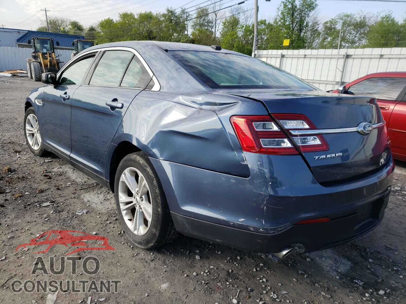 FORD TAURUS 2018 - 1FAHP2D89JG107105