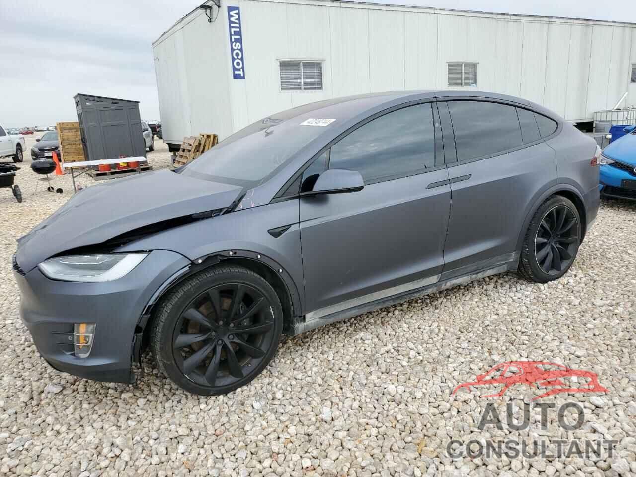 TESLA MODEL X 2021 - 5YJXCDE28MF323999