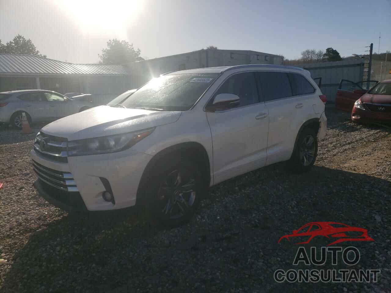 TOYOTA HIGHLANDER 2018 - 5TDDZRFH8JS807986