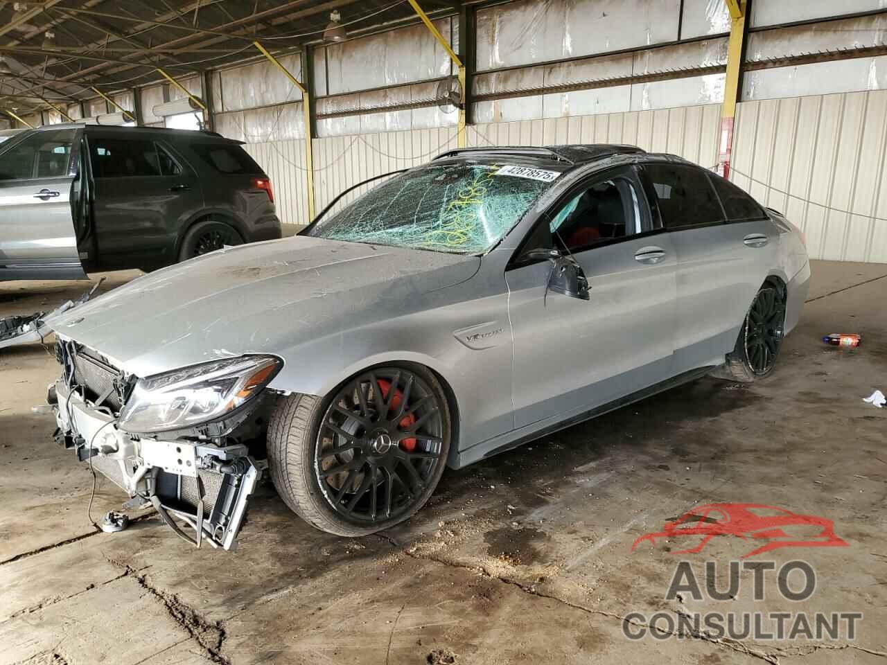 MERCEDES-BENZ C-CLASS 2018 - 55SWF8HB3JU248502