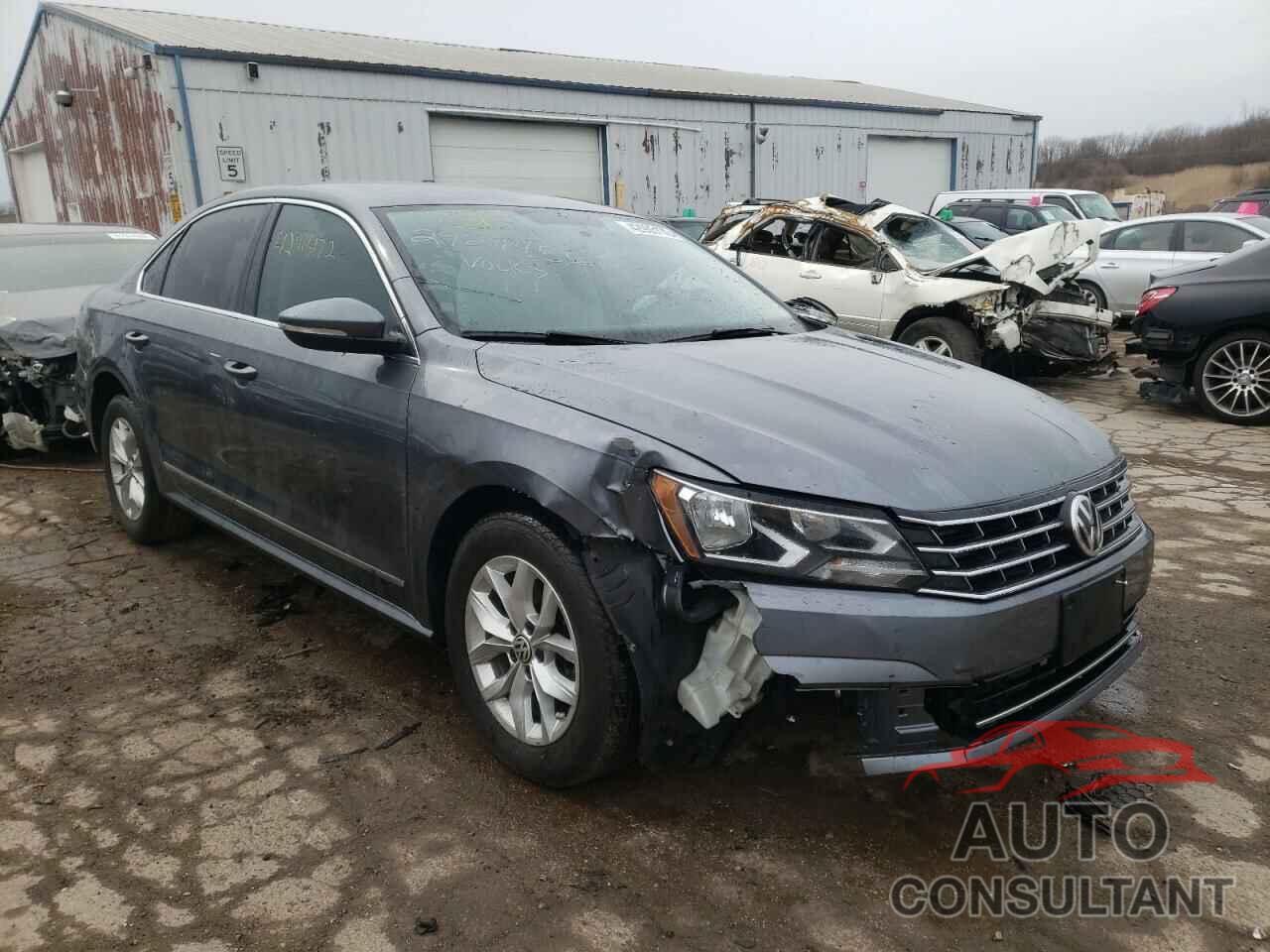 VOLKSWAGEN PASSAT 2017 - 1VWAT7A38HC023580