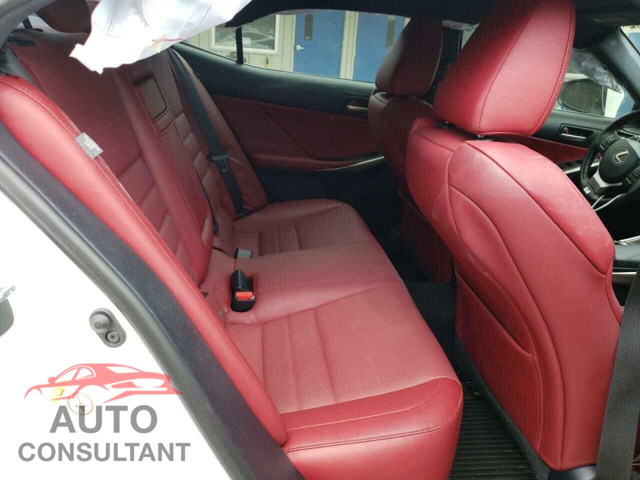 LEXUS IS 2018 - JTHC81D2XJ5026647