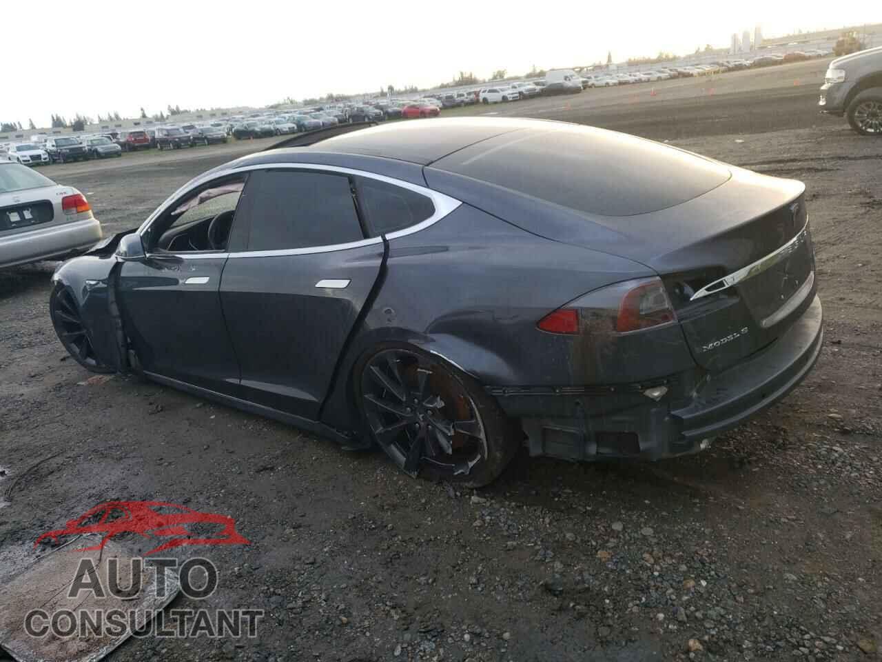TESLA MODEL S 2016 - 5YJSA1E2XGF129784