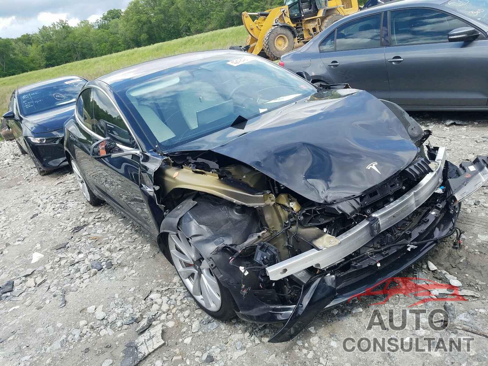 TESLA MODEL 3 2019 - 5YJ3E1EA1KF302410