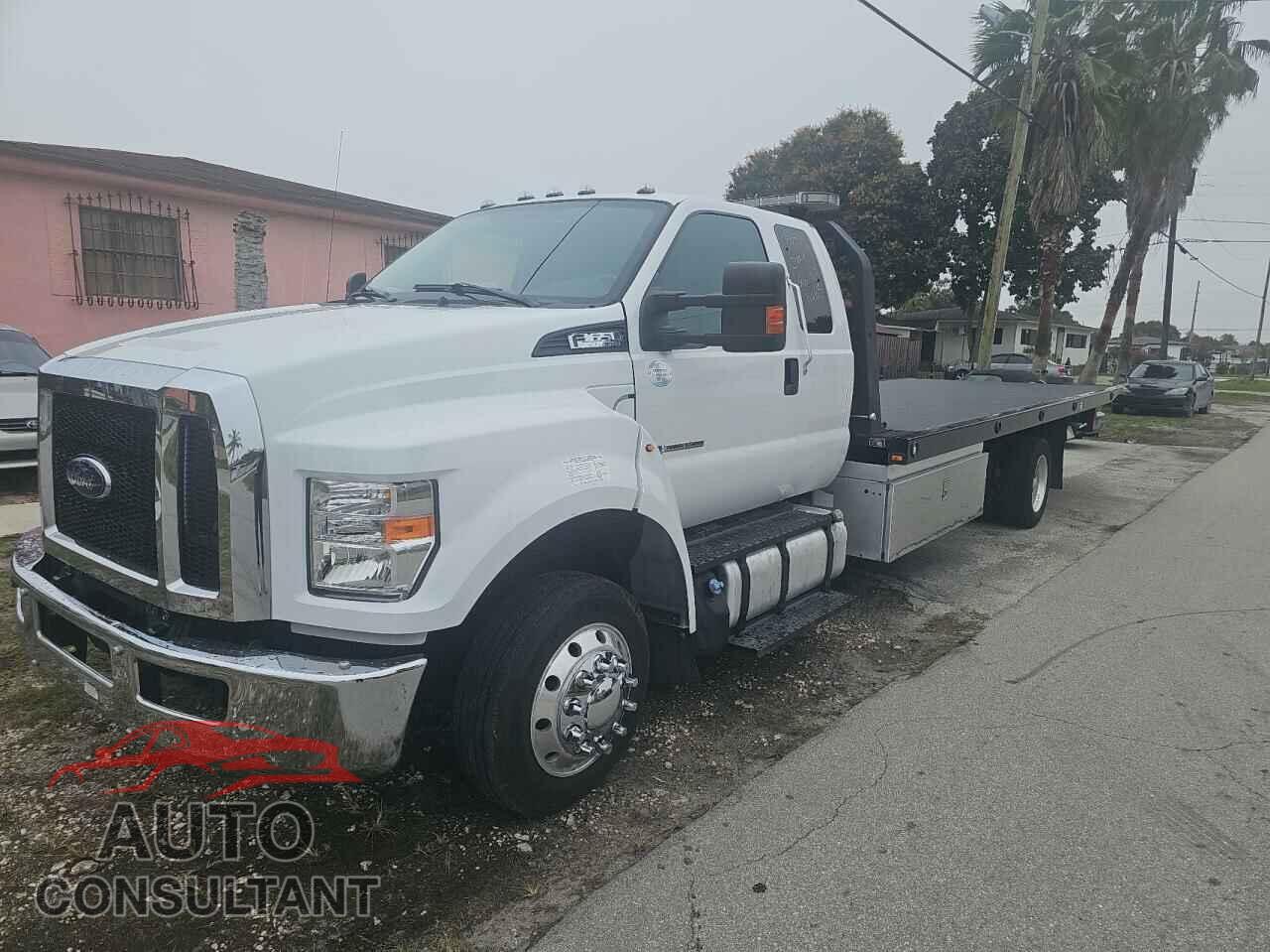 FORD F650 2018 - 1FDWX6DC8JDF00281