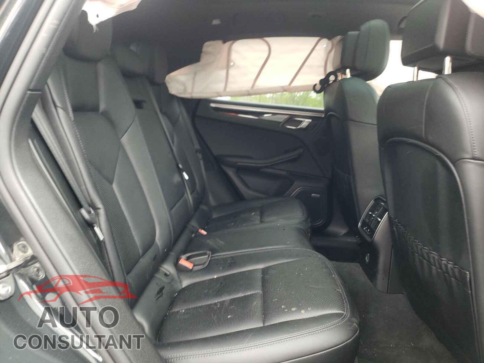 PORSCHE MACAN 2017 - WP1AA2A58HLB83924