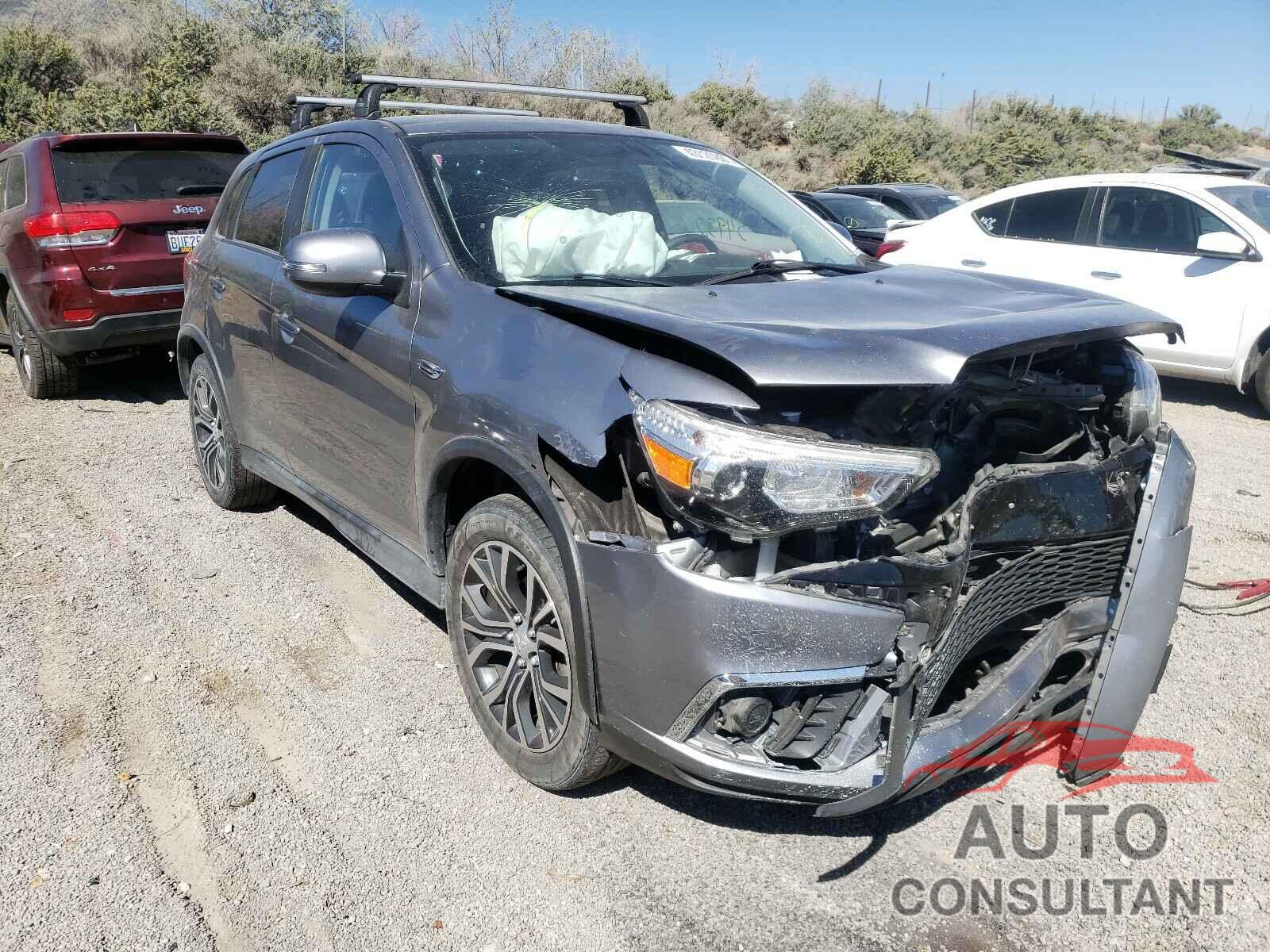 MITSUBISHI OUTLANDER 2018 - JA4AR3AU6JZ008835