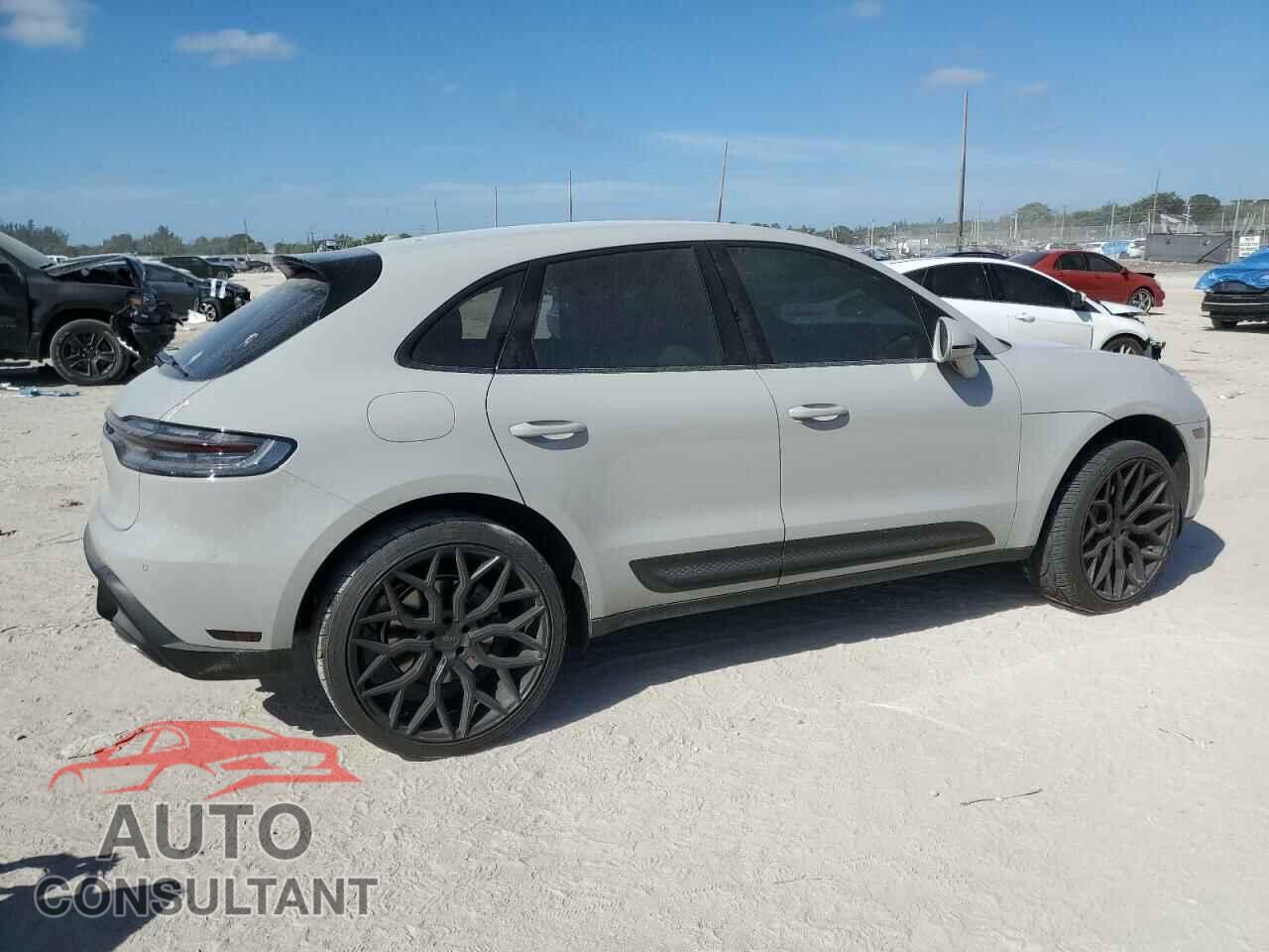 PORSCHE MACAN BASE 2023 - WP1AA2A50PLB01828