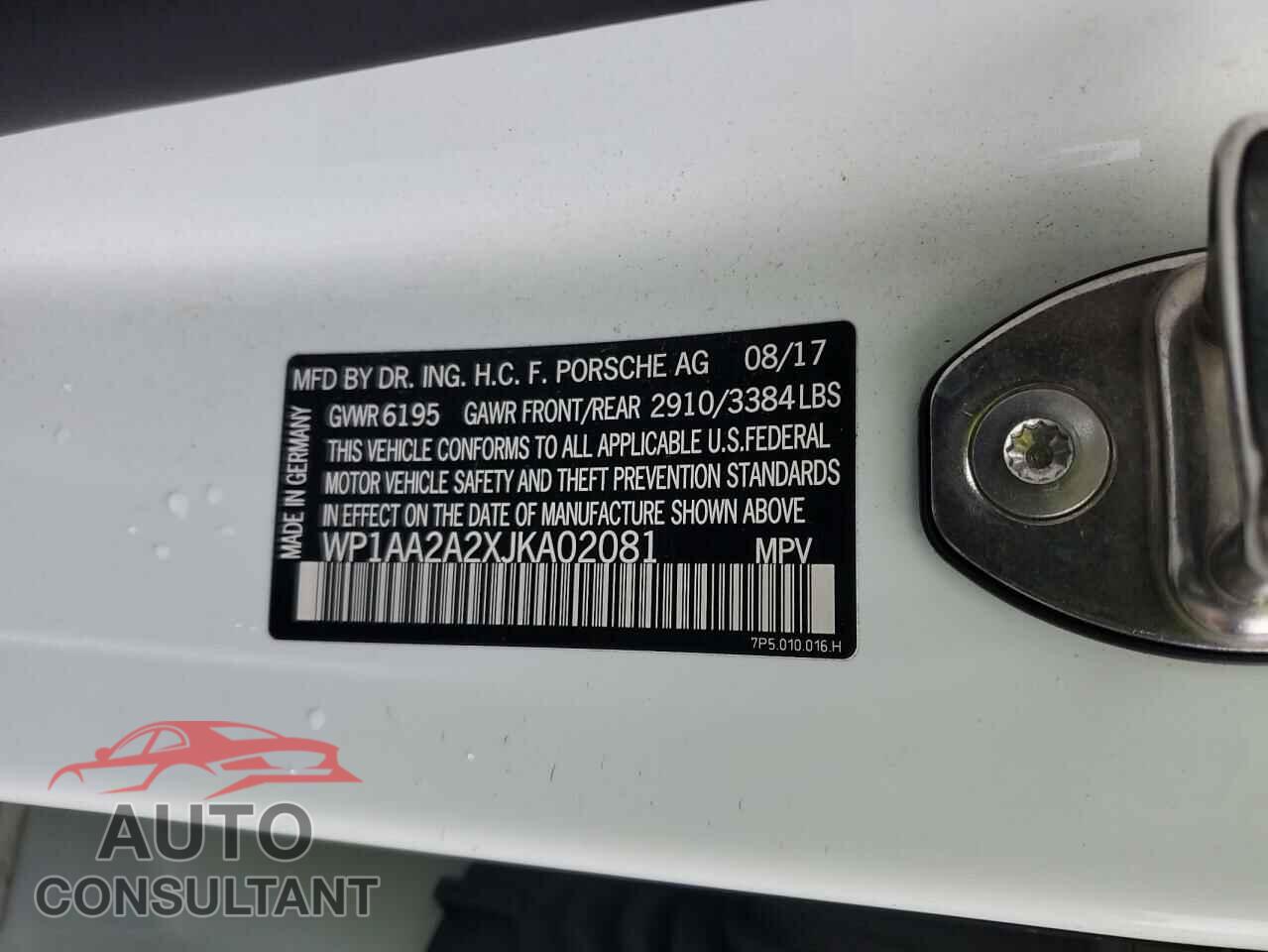 PORSCHE CAYENNE 2018 - WP1AA2A2XJKA02081