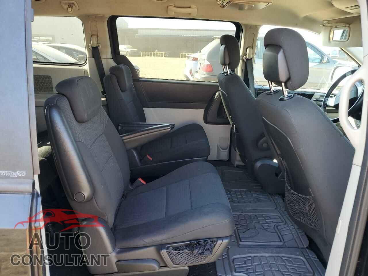 DODGE CARAVAN 2010 - 2D4RN5D10AR444840