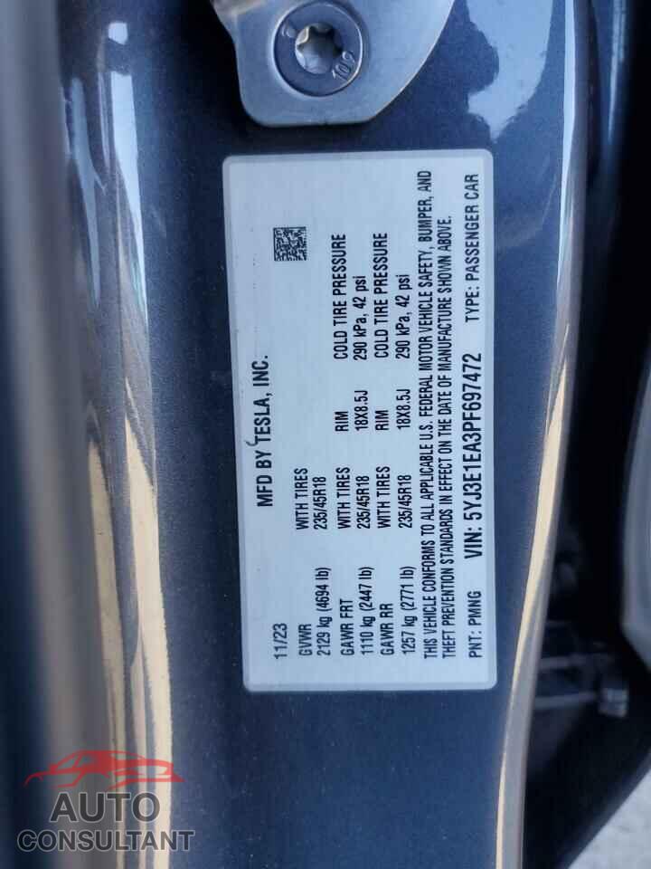 TESLA MODEL 3 2023 - 5YJ3E1EA3PF697472