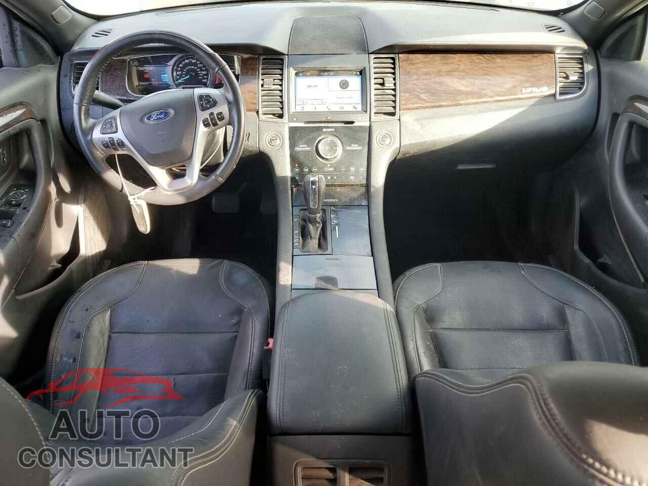 FORD TAURUS 2017 - 1FAHP2F85HG102622