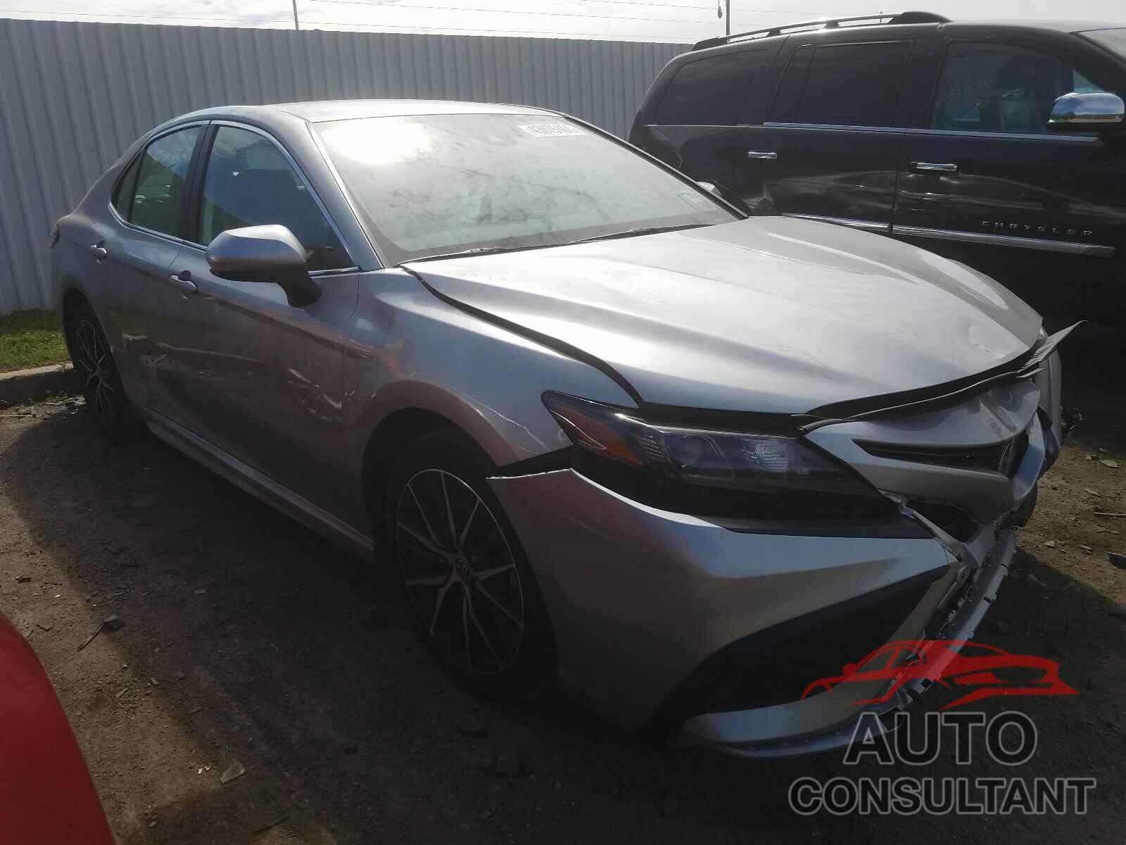 TOYOTA CAMRY 2021 - 4T1G11AK7MU514035
