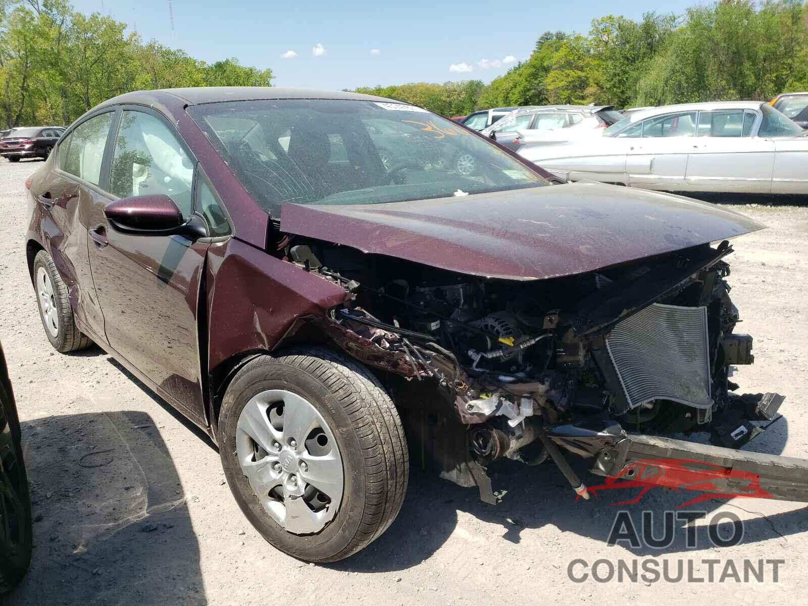 KIA FORTE 2018 - 3KPFK4A70JE230010