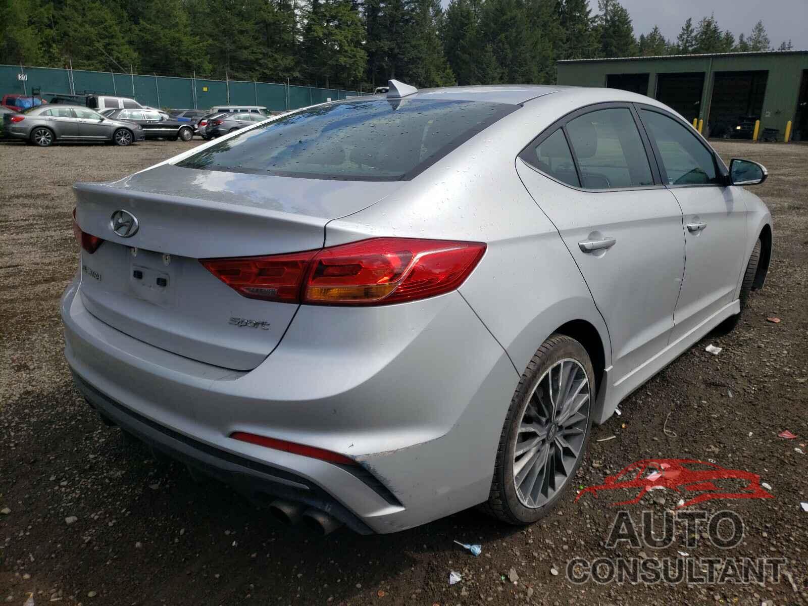 HYUNDAI ELANTRA 2018 - KMHD04LB3JU542429