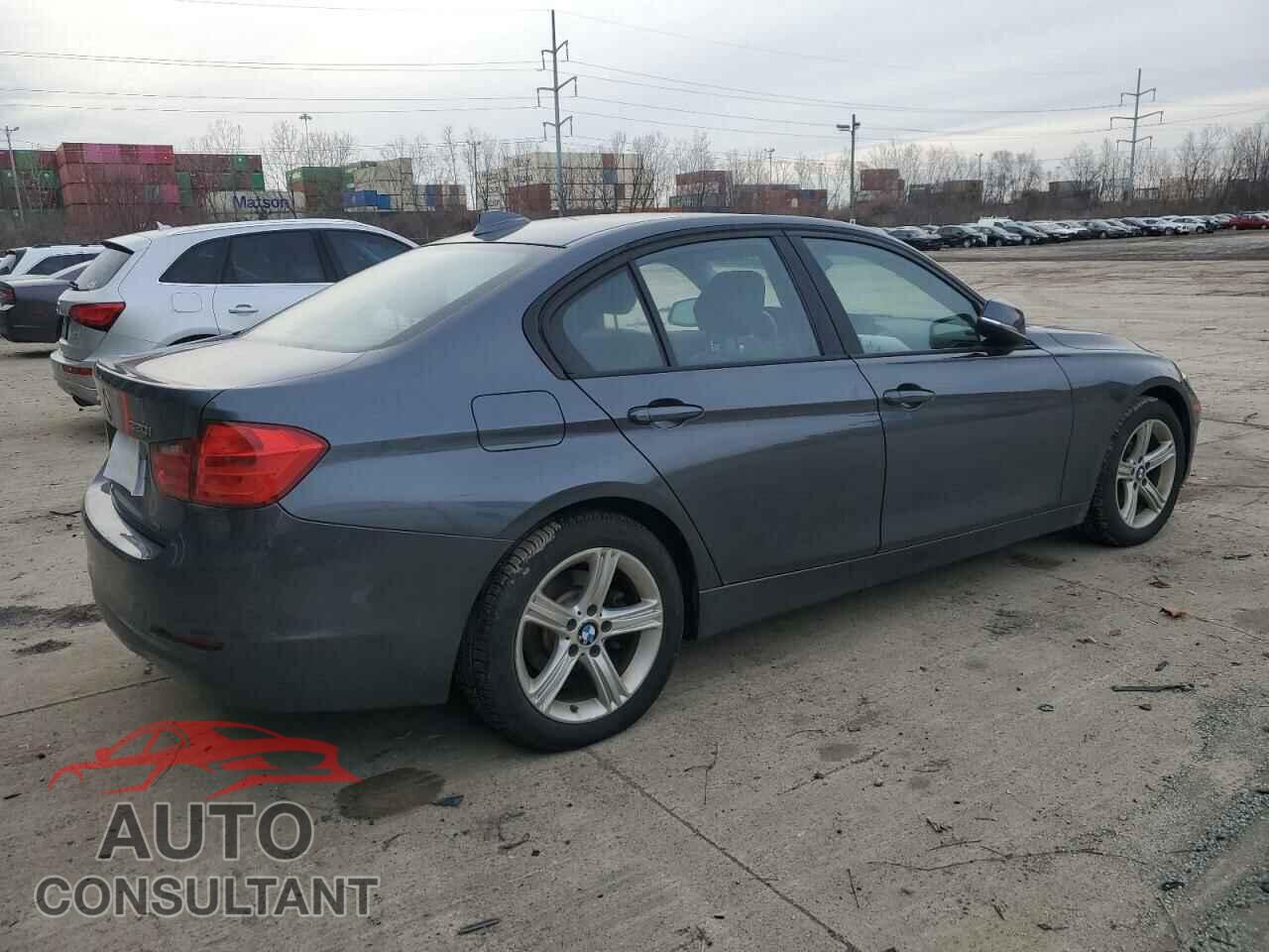 BMW 3 SERIES 2014 - WBA3C3C53EF986249