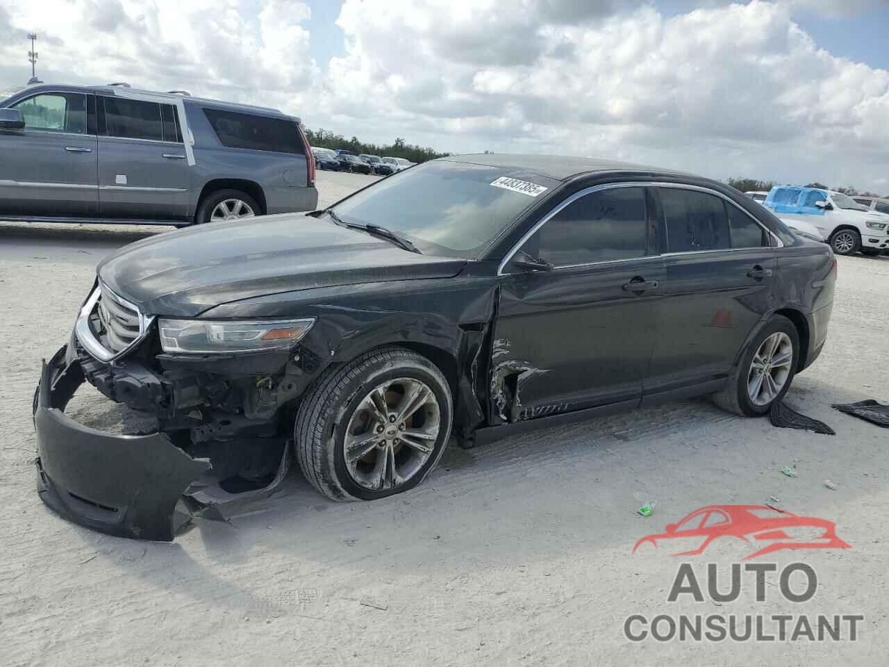 FORD TAURUS 2013 - 1FAHP2E89DG179943