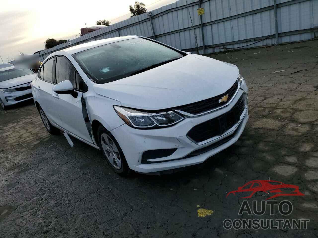 CHEVROLET CRUZE 2018 - 1G1BC5SM6J7248431