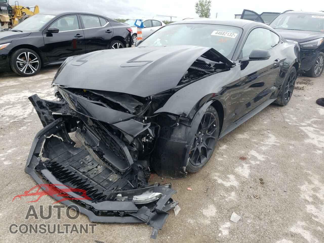 FORD MUSTANG 2018 - 1FA6P8TH8J5106860