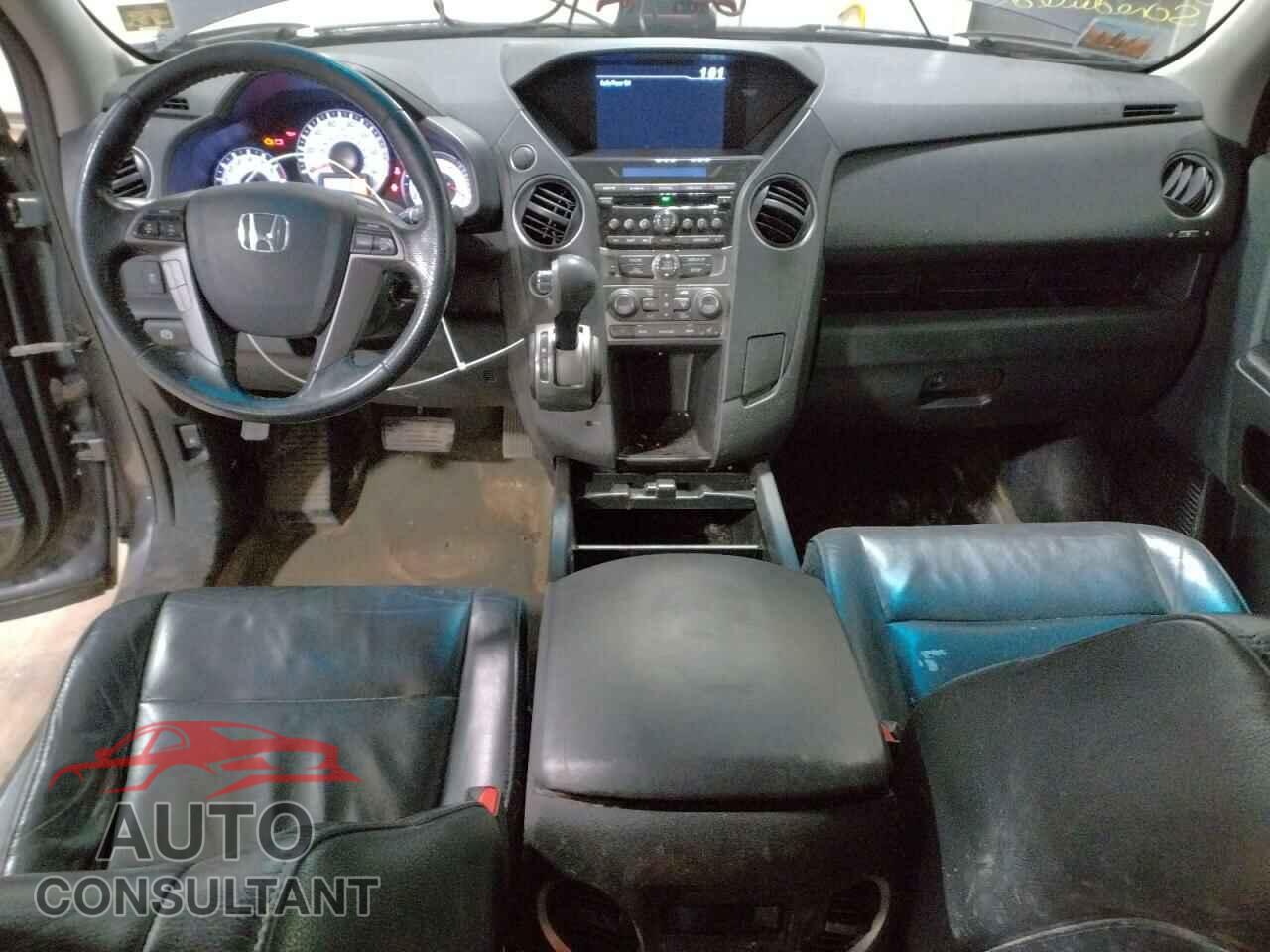 HONDA PILOT 2015 - 5FNYF4H51FB060016