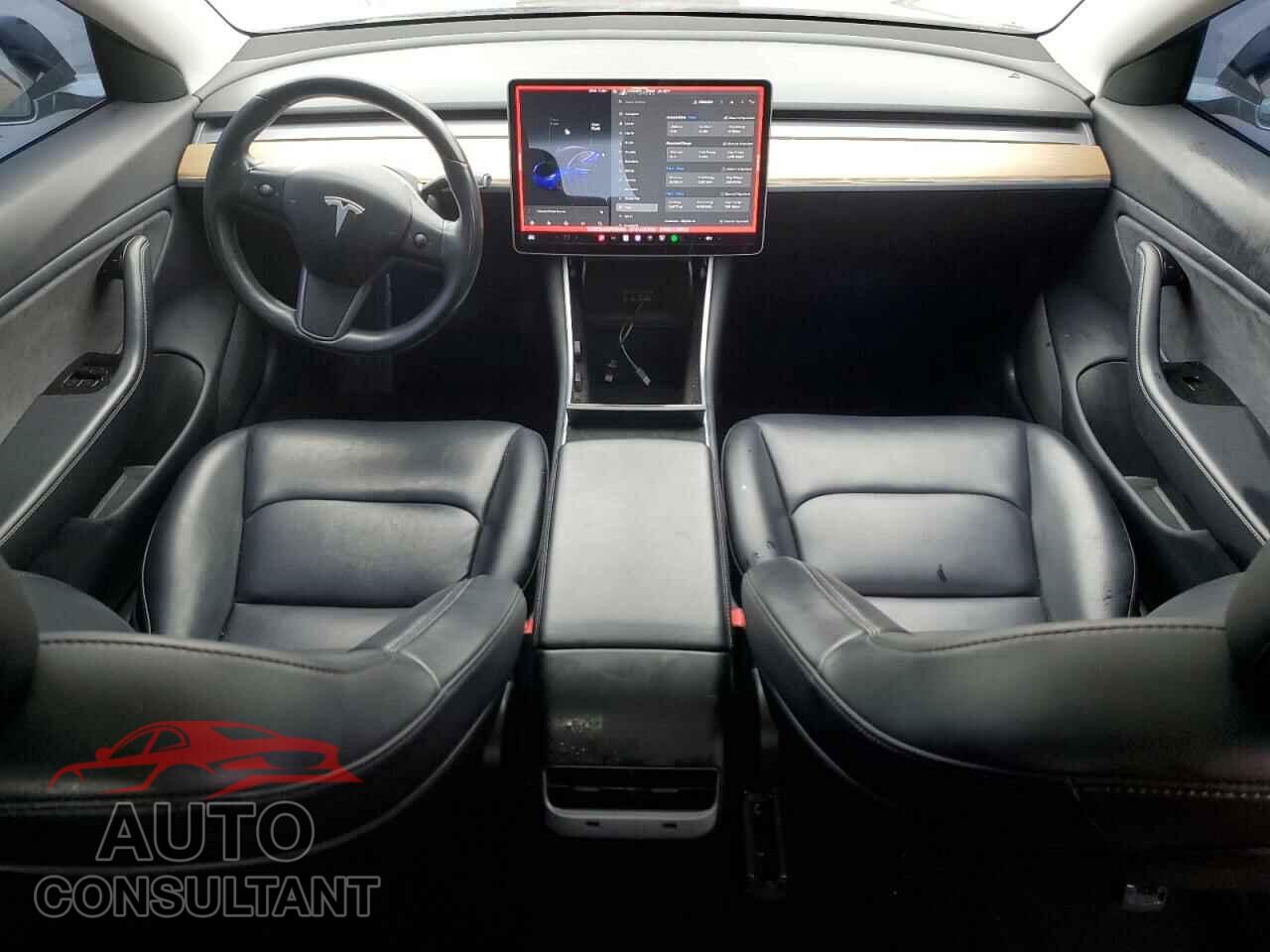 TESLA MODEL 3 2018 - 5YJ3E1EA0JF019494
