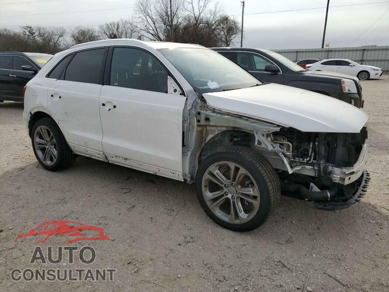 AUDI Q3 2017 - WA1FCCFSXHR017708