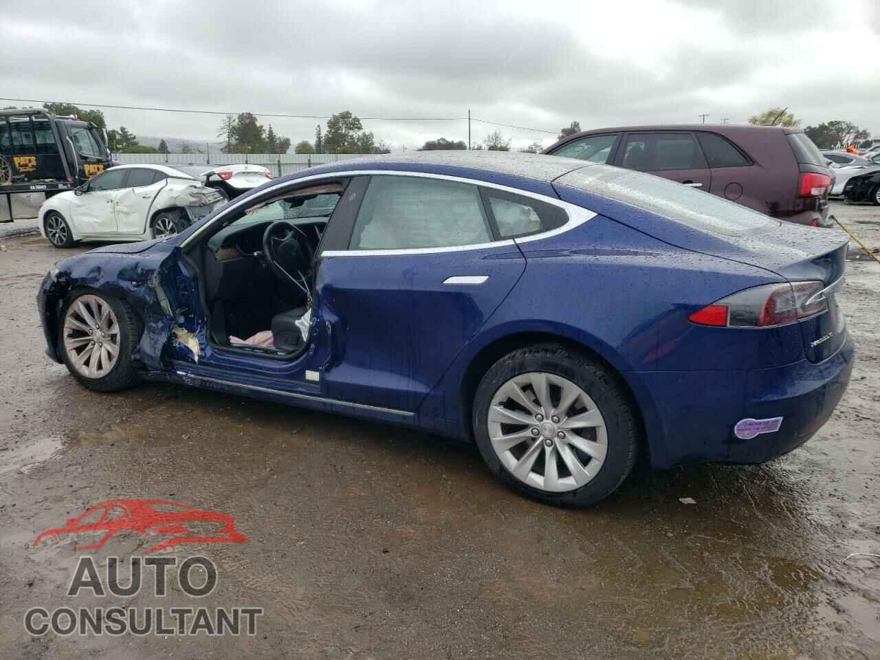 TESLA MODEL S 2018 - 5YJSA1E25JF297999