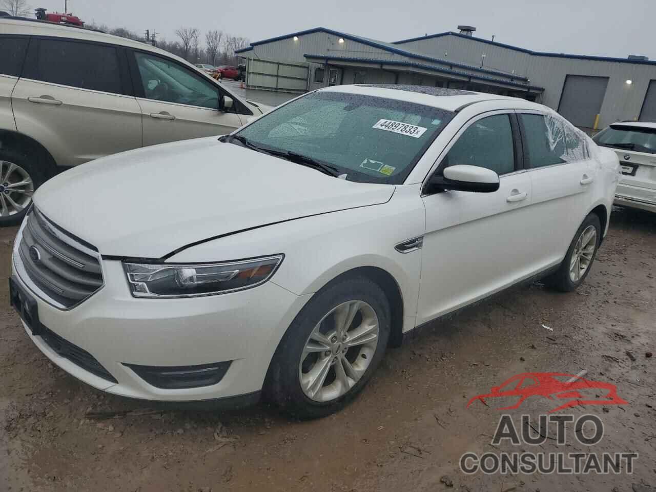 FORD TAURUS 2018 - 1FAHP2H8XJG138356