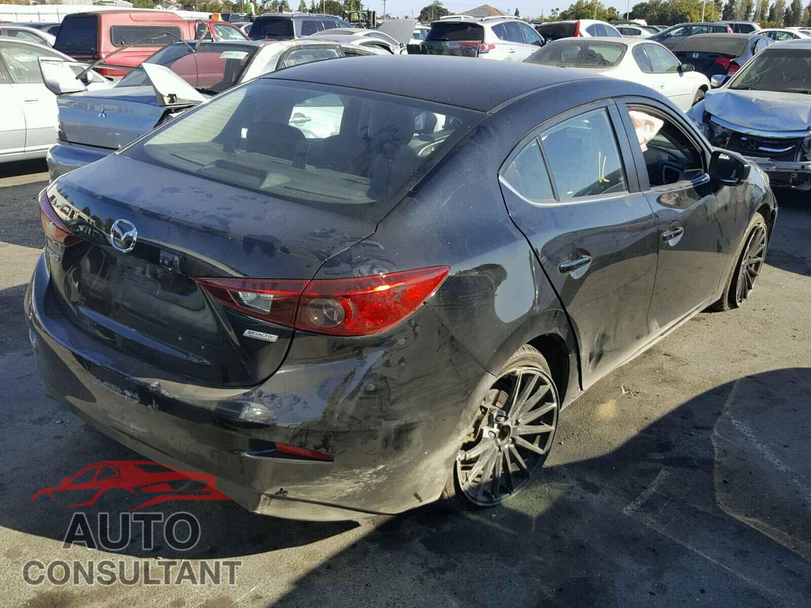 MAZDA 3 2017 - JM1BN1V75H1109971