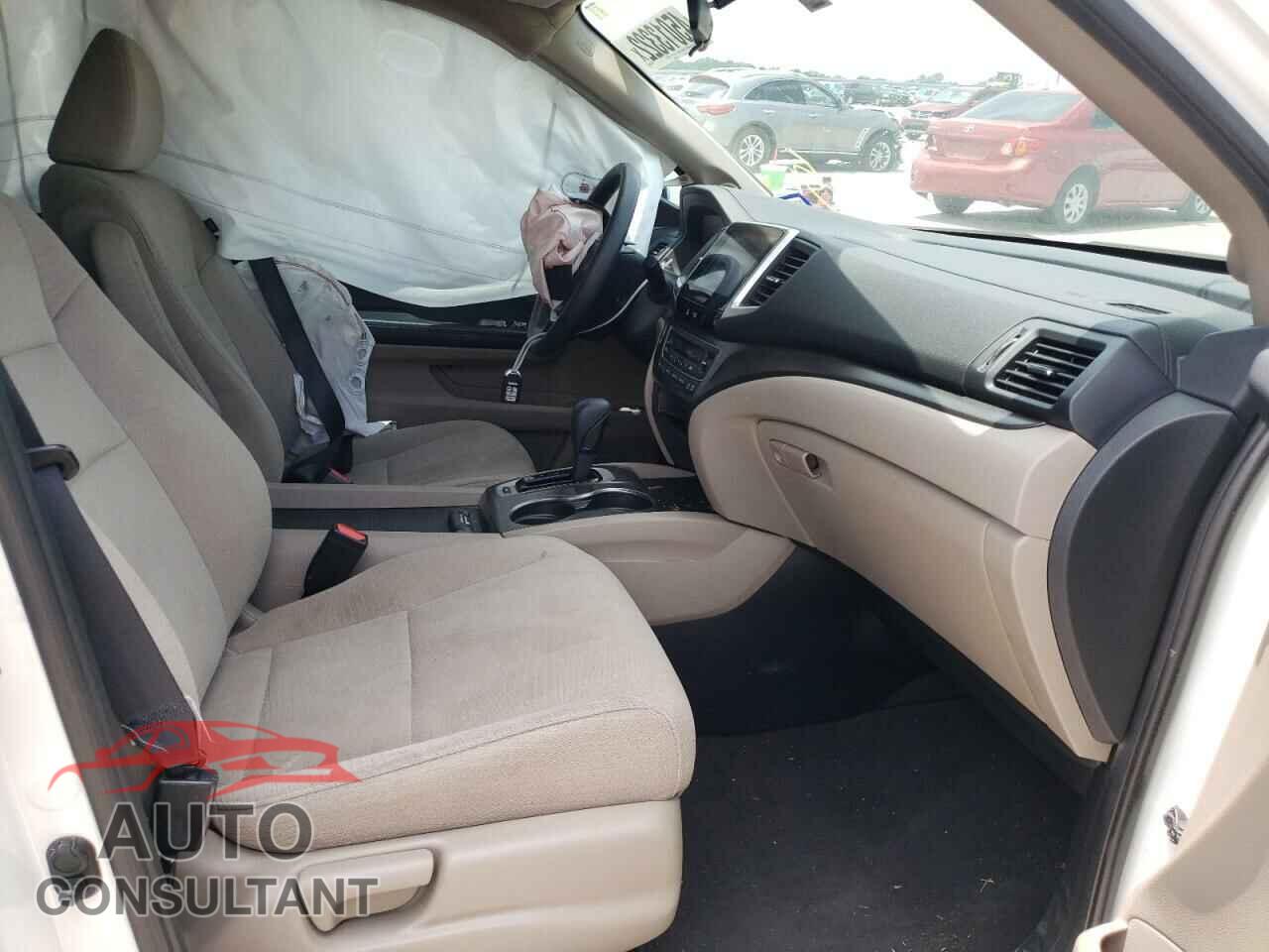 HONDA PILOT 2017 - 5FNYF5H35HB006581