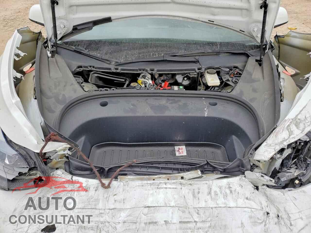 TESLA MODEL 3 2023 - 5YJ3E1EA5PF606976