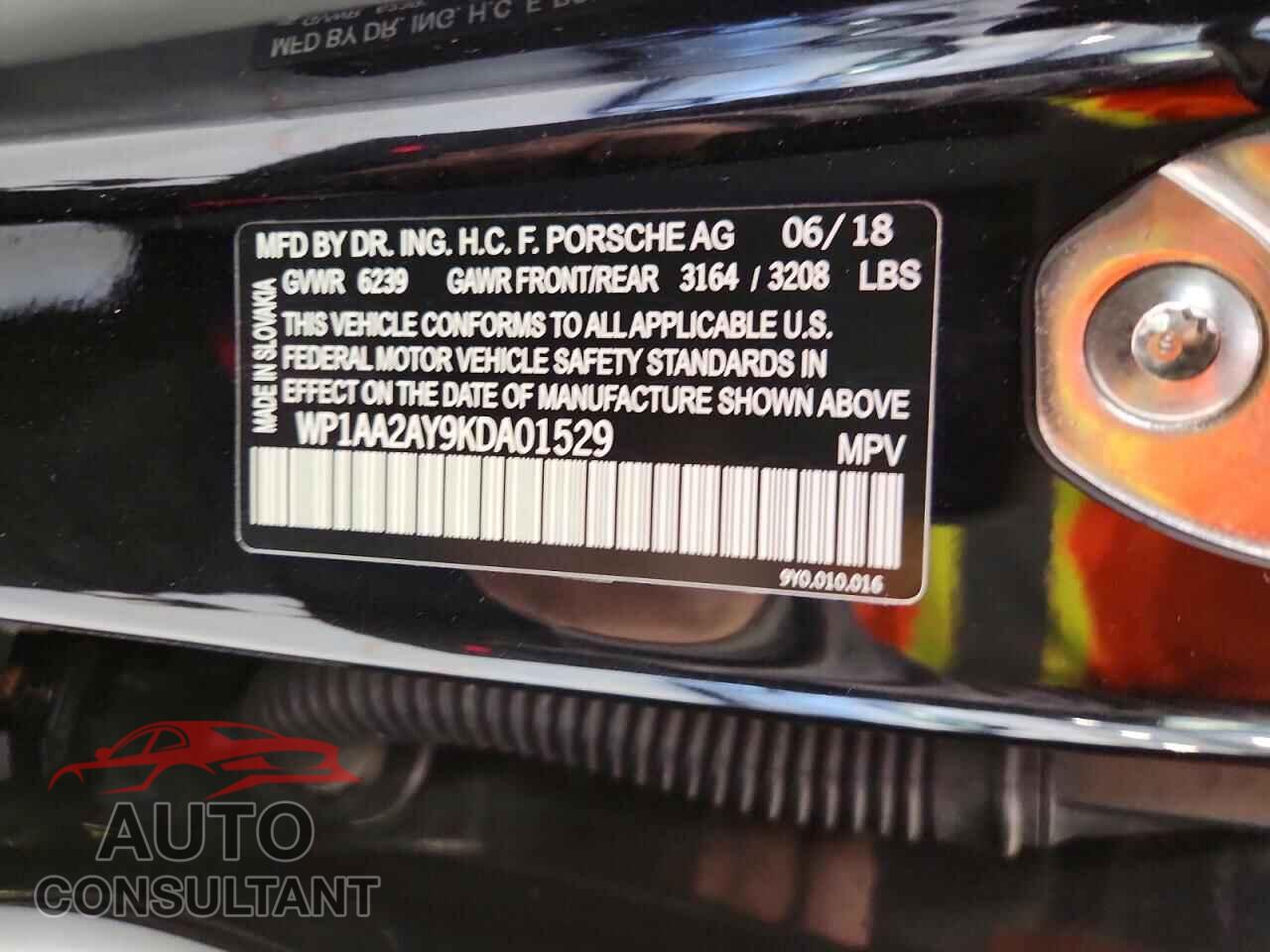 PORSCHE CAYENNE 2019 - WP1AA2AY9KDA01529
