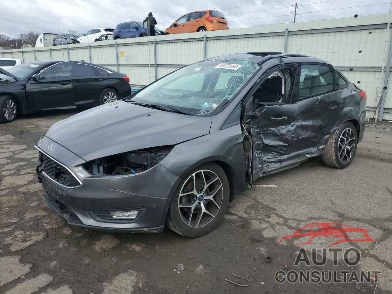 FORD FOCUS 2017 - 1FADP3H22HL240722