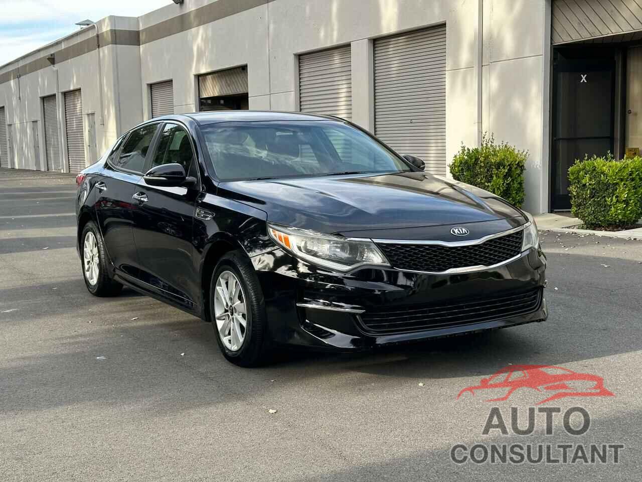 KIA OPTIMA 2017 - 5XXGT4L39HG136012