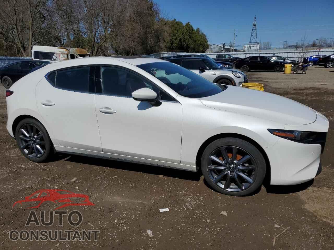 MAZDA 3 2021 - JM1BPBML5M1345657