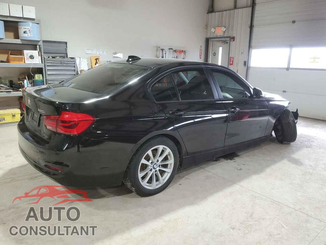 BMW 3 SERIES 2016 - WBA8A3C5XGK688609