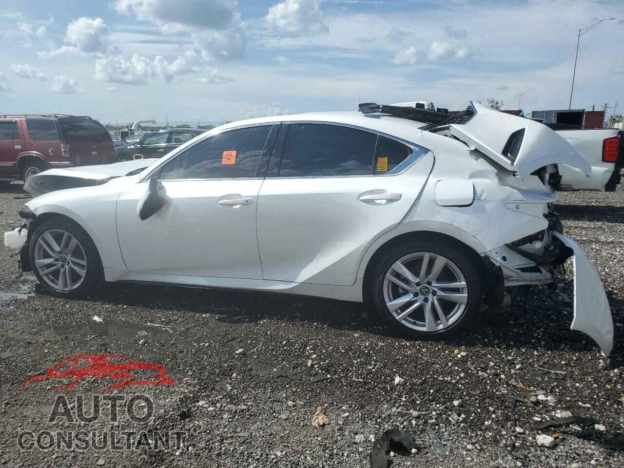 LEXUS IS 2023 - JTHCA1D24P5128510